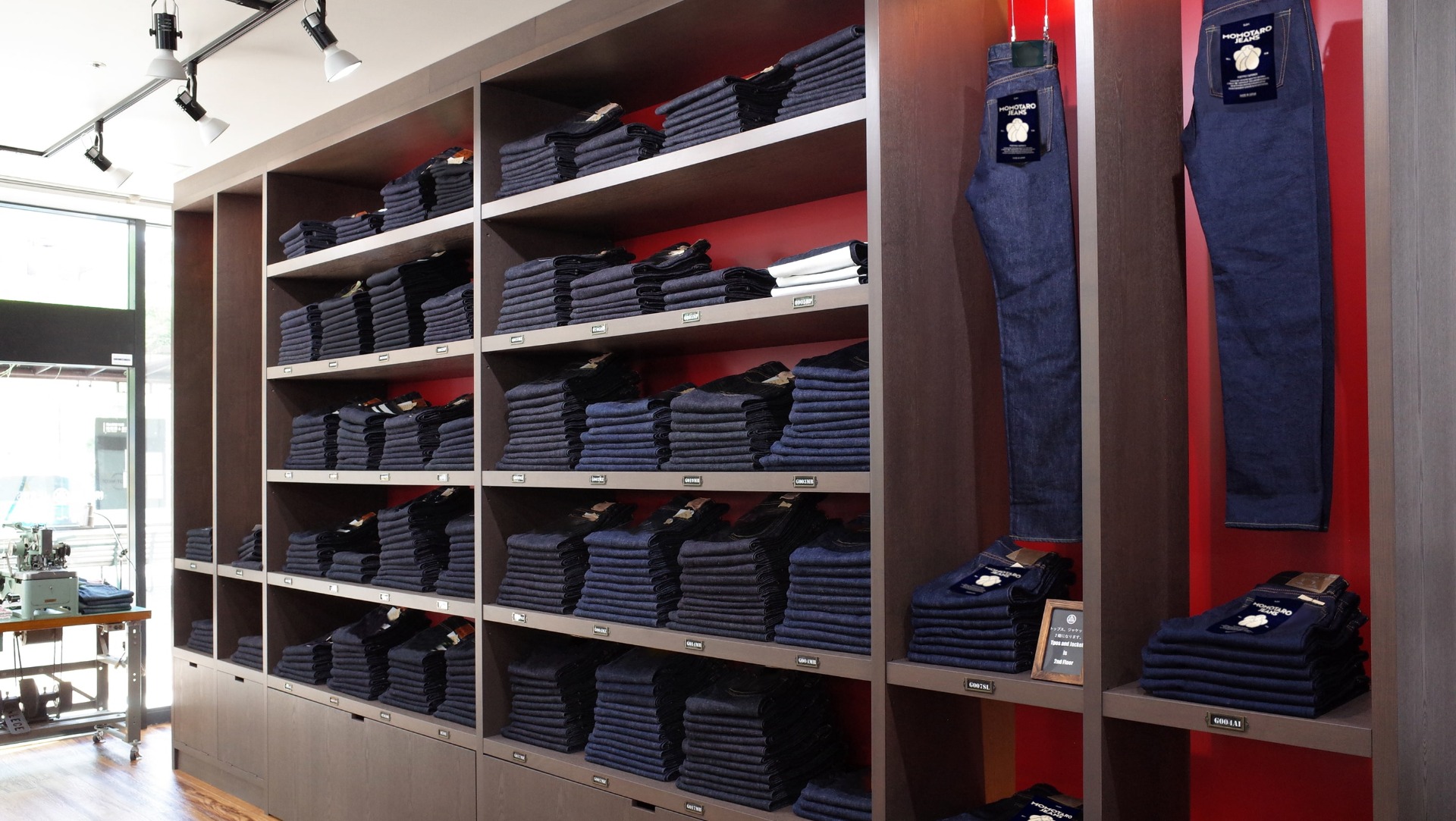 MOMOTARO JEANS OKAYAMA MOMOTARO JEANS OKAYAMA